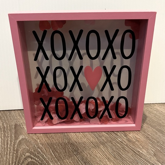Other - ⭐️ 3/$20 Cute XOXOXO Block with Confetti Hearts- NWT